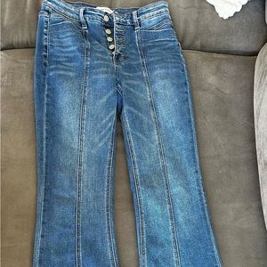 New without tags. High rise flare stretch Jean